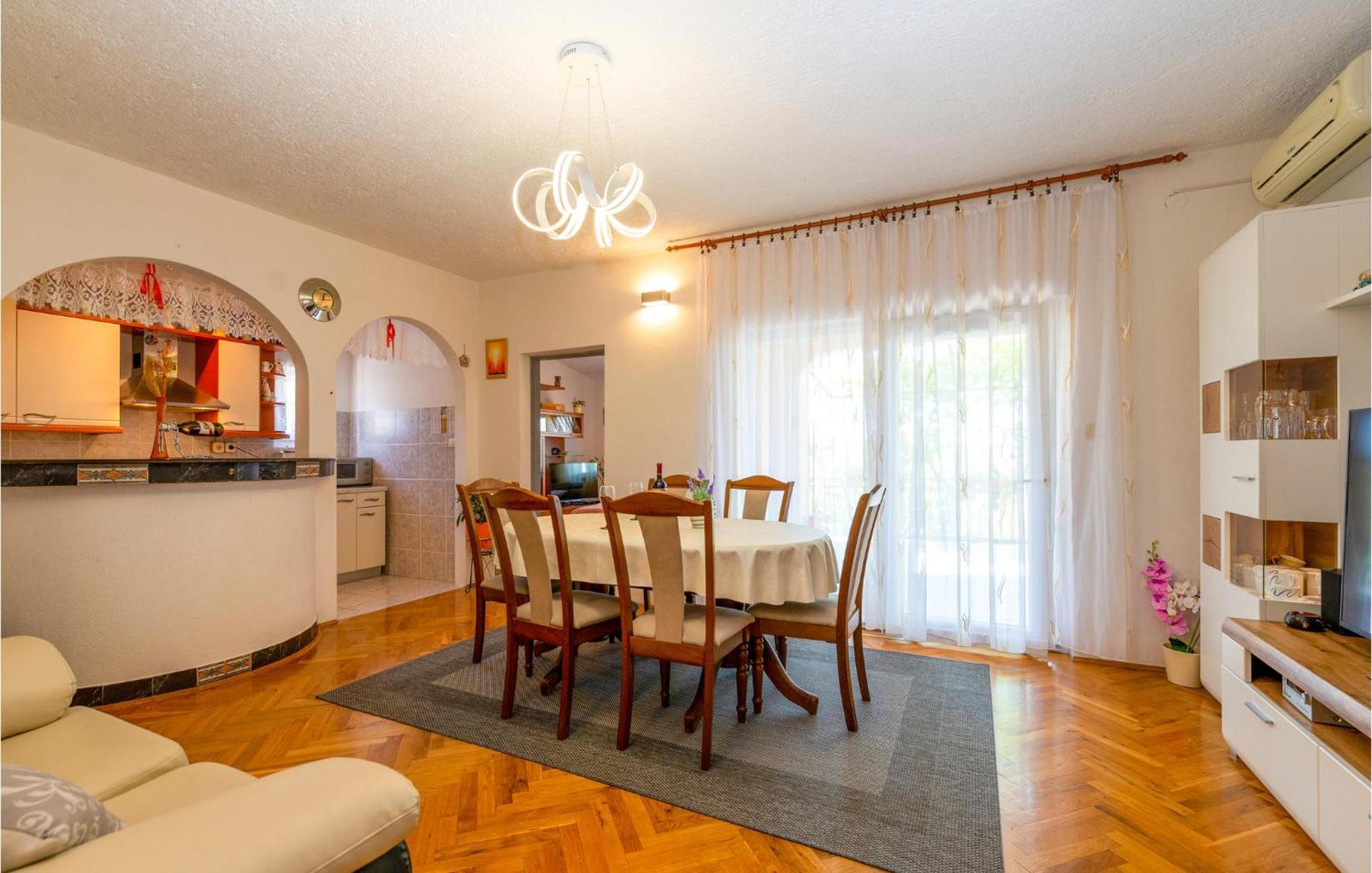 Lovely Apartment In Rovanjska With House Sea View Ngoại thất bức ảnh