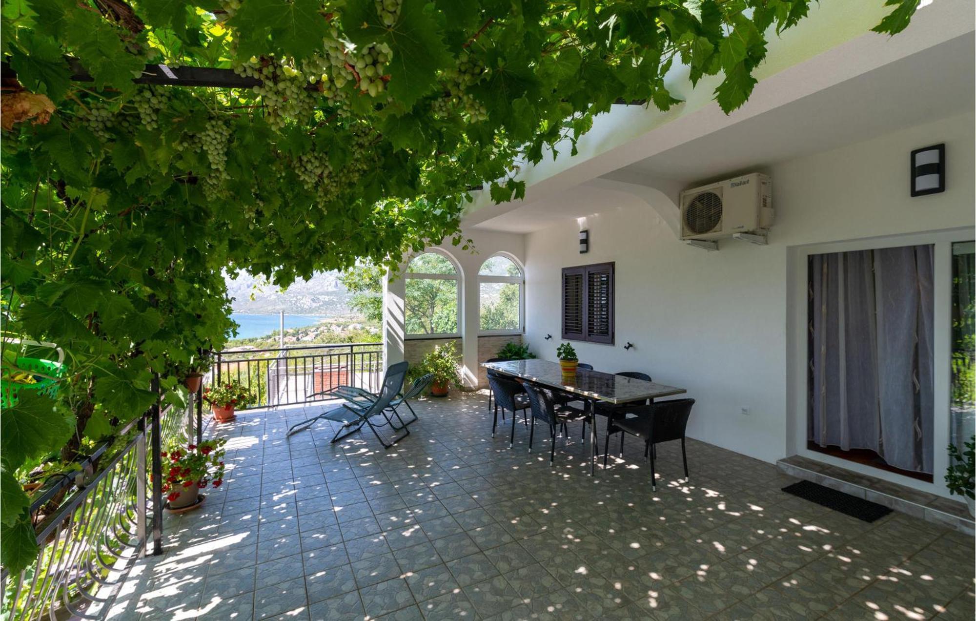 Lovely Apartment In Rovanjska With House Sea View Ngoại thất bức ảnh